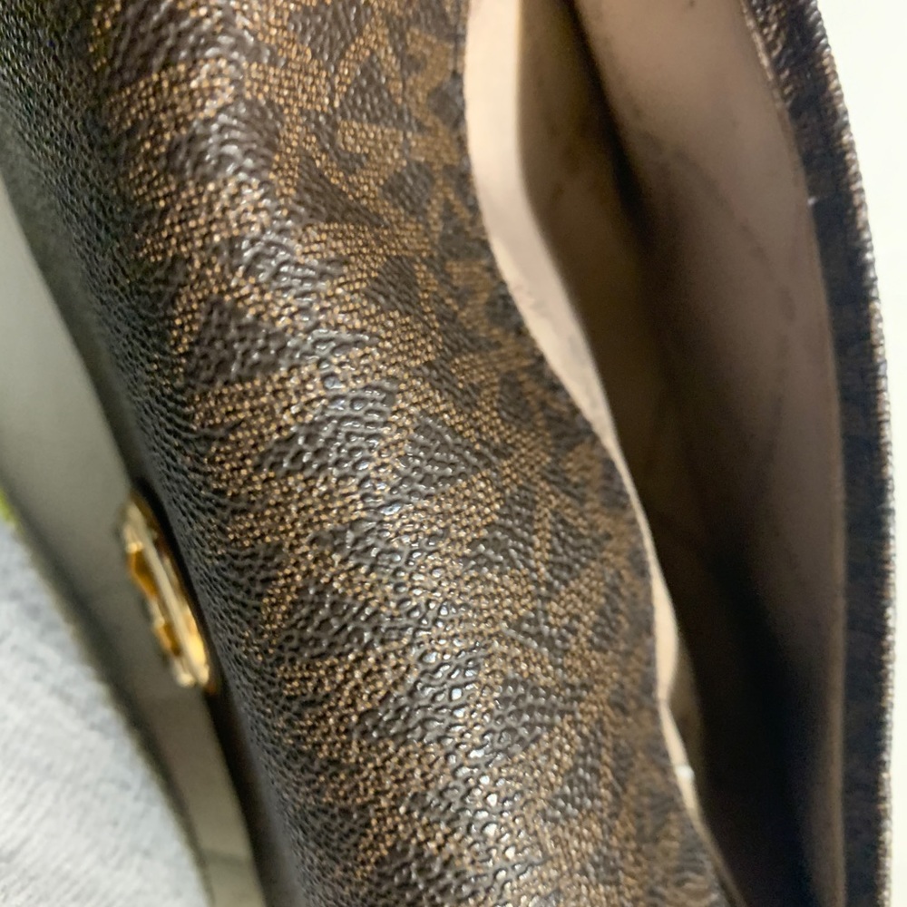 MK Wallet - Picture 5 of 6